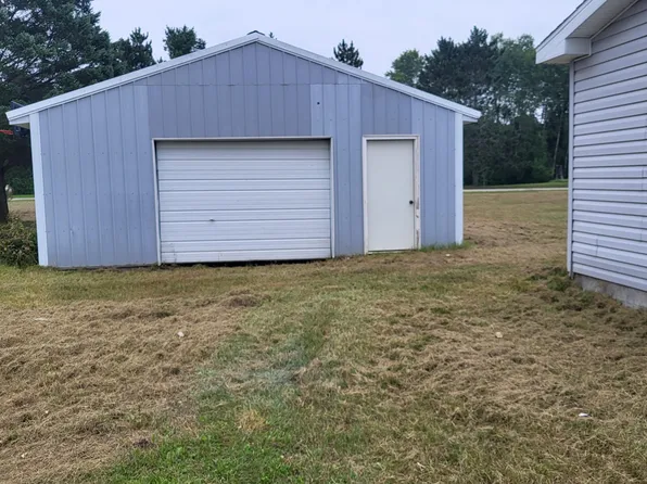 6336 River Rd, Evart, MI 49631