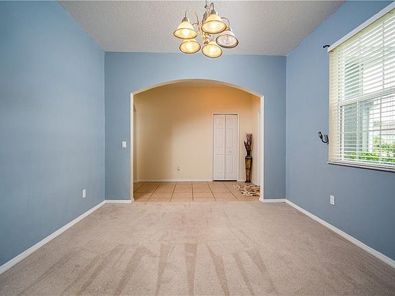 5th image of 1916 Wind Meadows Dr