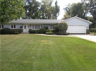 20608 Old Mill Rd, South Bend, IN 46637