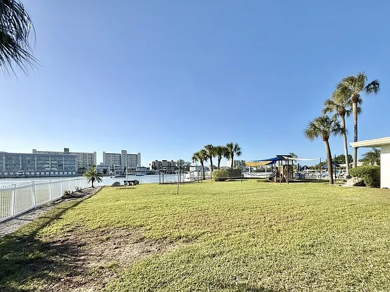 10350 Imperial Point Dr W #10 — Photo 45