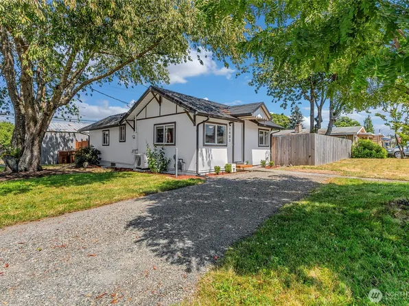 1403 E 64th Street, Tacoma, WA 98404