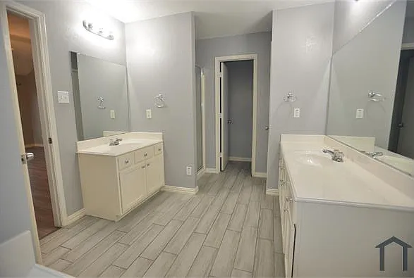 2820 Island Wren Dr — Photo 5