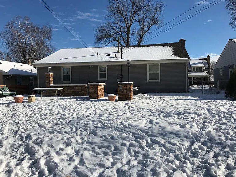 6104 Elliot Ave — Photo 16