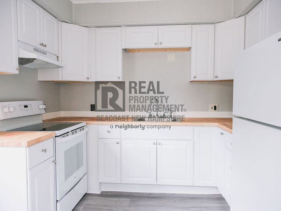 1st image of 27 Rochester St Unit A