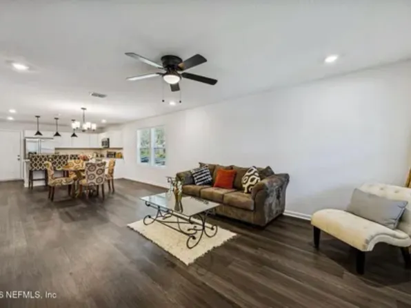 8709 Firetower Rd, Jacksonville, FL 32210
