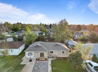1085 Victor St, Aurora, CO 80011