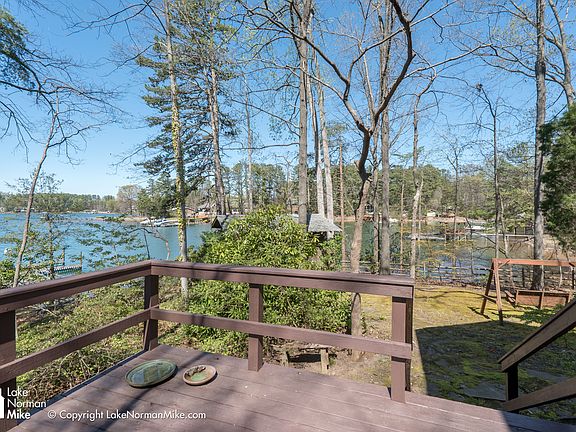 3rd image of 124 Southpoint Dr