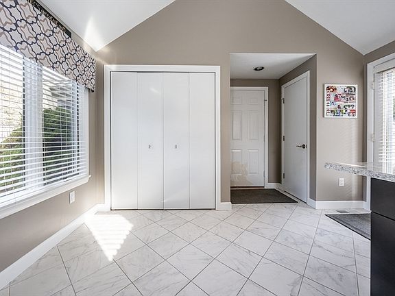 5th image of 13 W Woods Unit 13