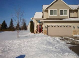 207 N Park Ln, Mishicot, WI 54228
