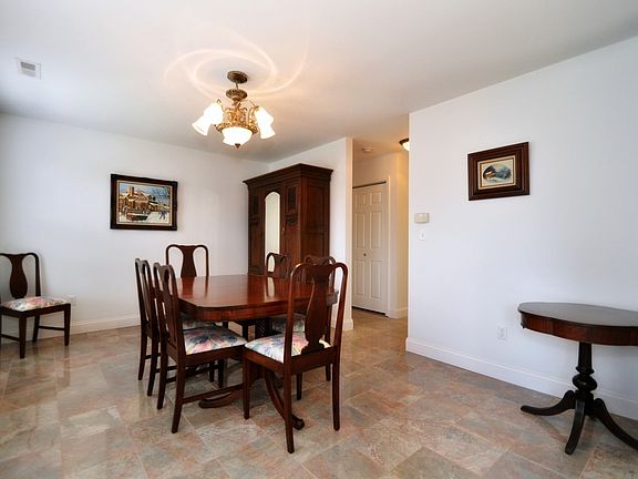 4th image of 5637 Crooked Pine Ln