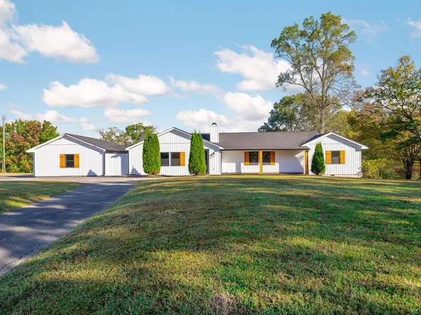 696 Boynton Dr, Ringgold, GA 30736