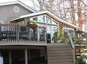 4th image of 586 Baywood Dr