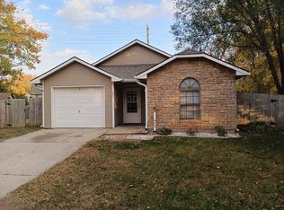 904 NW Downing Ct, Blue Springs, MO 64015