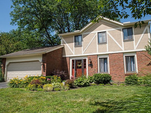 2nd image of 7625 Selwyn Ct