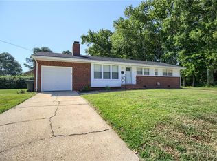 108 Roberta Dr, Hampton, VA 23666