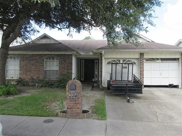 1st image of 607 Aurora Oaks Dr