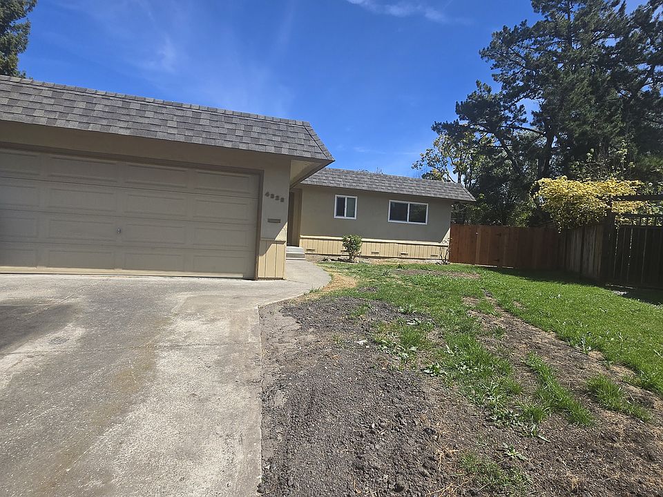 1st image of 4328 Princeton Ct