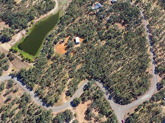 3rd image of 16685 Heitman Rd