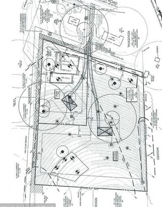 2nd image of 815 Deer Park Rd