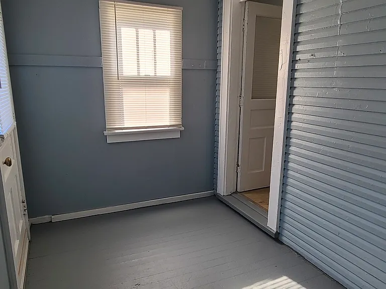 274 E Hinman Ave — Photo 20