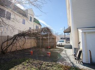 22 Murdock St #A, Somerville, MA 02145