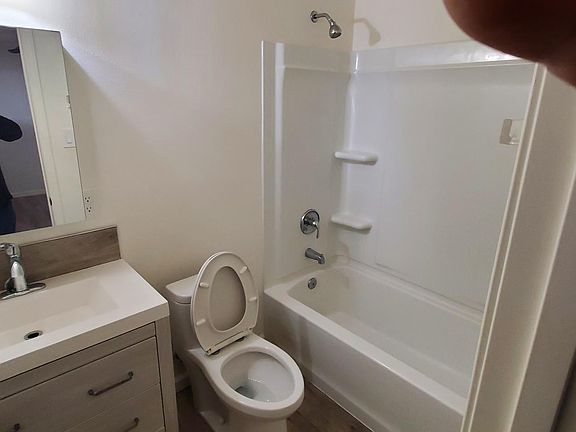 3rd image of 588 S Highland Dr #4