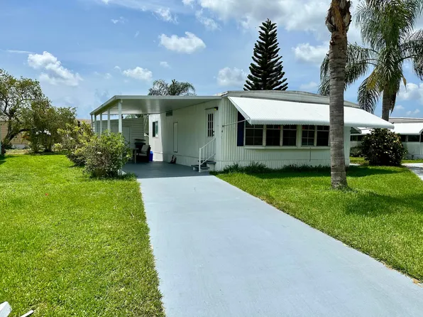 4 Florencia Lane, Port St Lucie, FL 34952