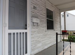 227 S Delaware Ave, Minersville, PA 17954