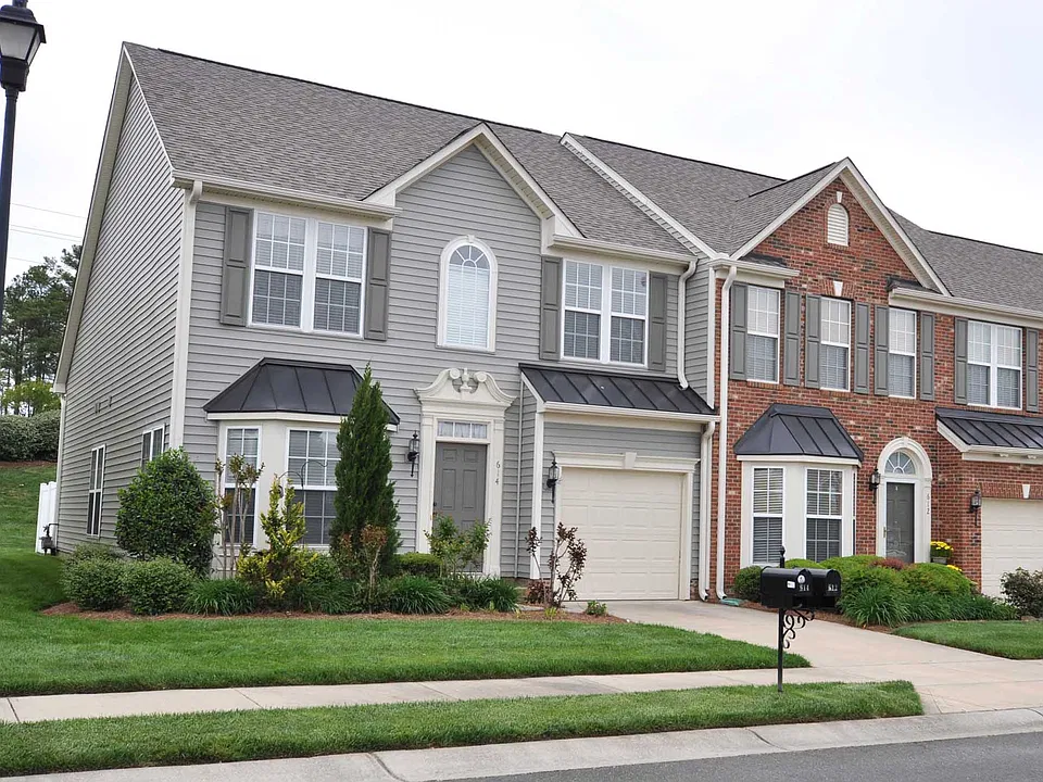614 Bayou Cir