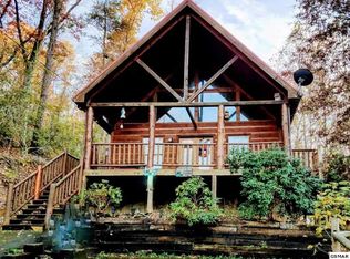 2475 E View Dr, Gatlinburg, TN 37738