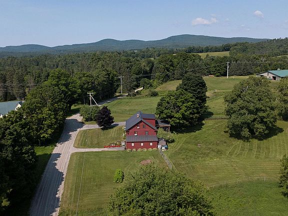 4th image of 340 Currier Road
