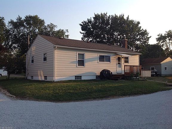 2nd image of 459 E Hopocan Ave