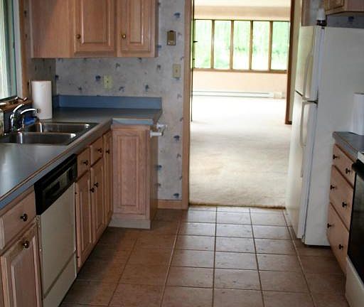 2nd image of 281 Carpenters Ln