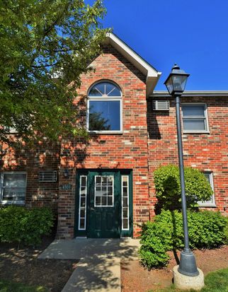 4303 W Shamrock Ln, McHenry, IL 60050