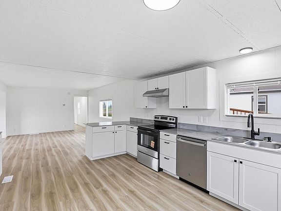 4th image of 2201 N Craig Rd Lot 260