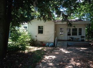 306 Lurey St, Laurens, SC 29360