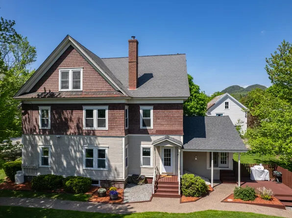 31 Weld Street, Dixfield, ME 04224