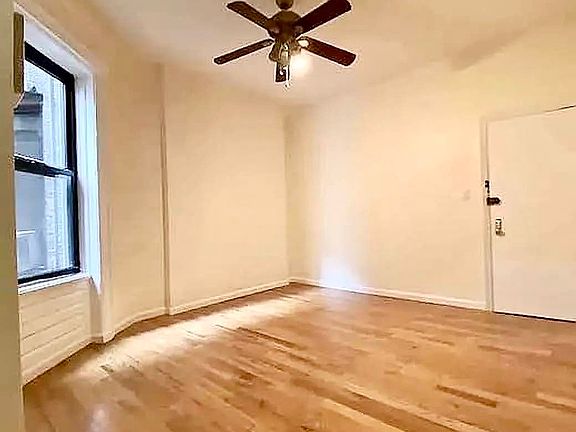 3rd image of 564 Amsterdam Ave APT 2A