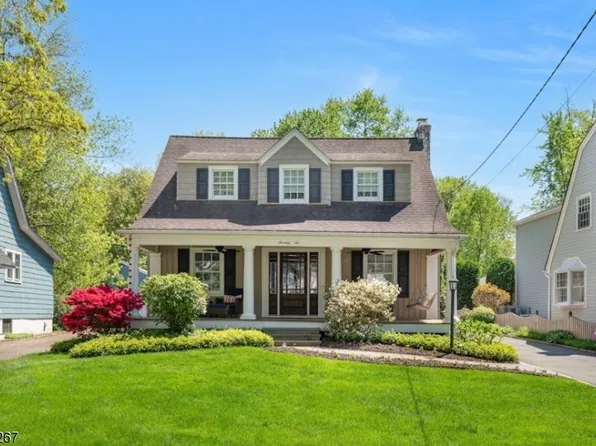 76 Laurel Dr, New Providence Boro, NJ 07974