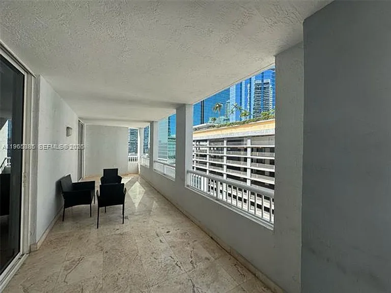 170 SE 14th St #1108 — Photo 21
