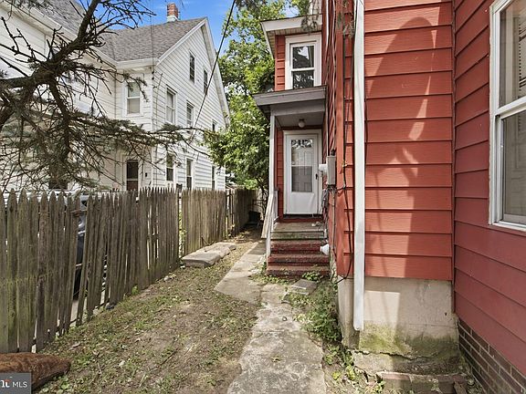 3rd image of 93 W Pitman St