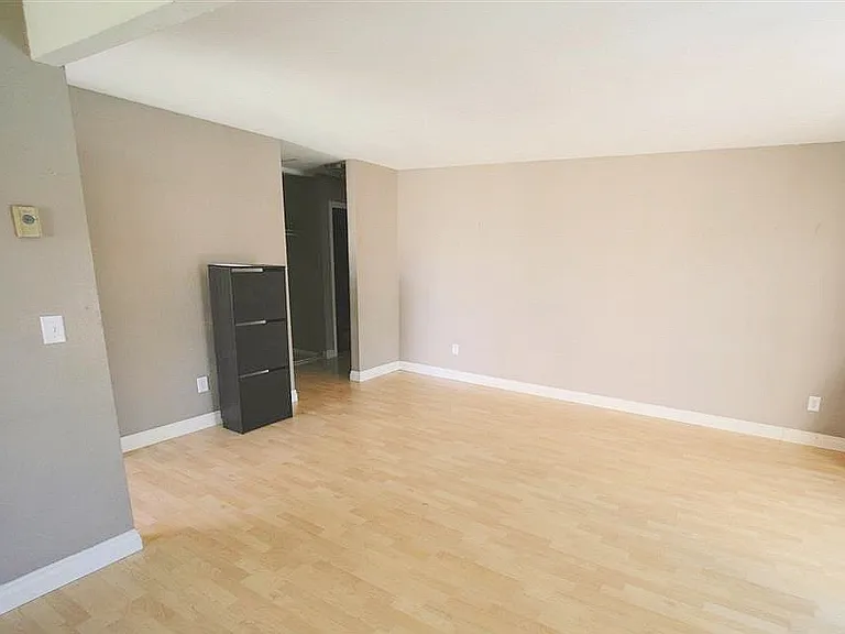10895 Camino Ruiz #72 — Photo 4