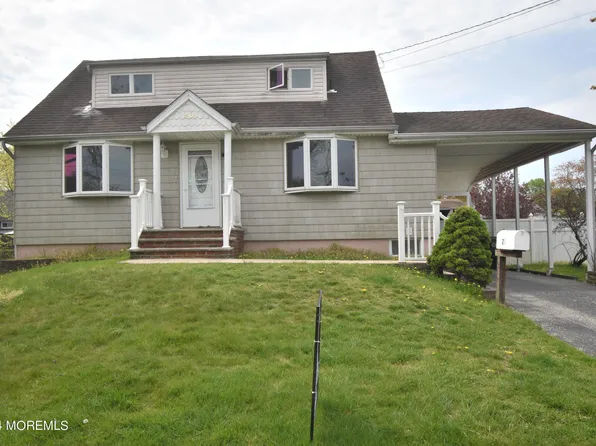 26 Winthrop Place, Hazlet, NJ 07730