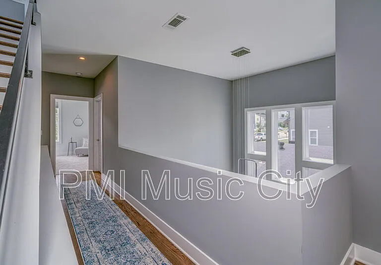 936 Southside Pl — Photo 38