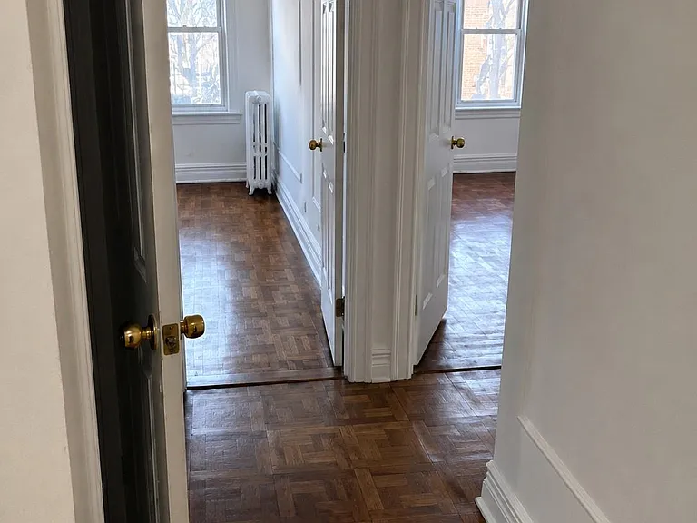 646 Commonwealth Ave — Photo 9