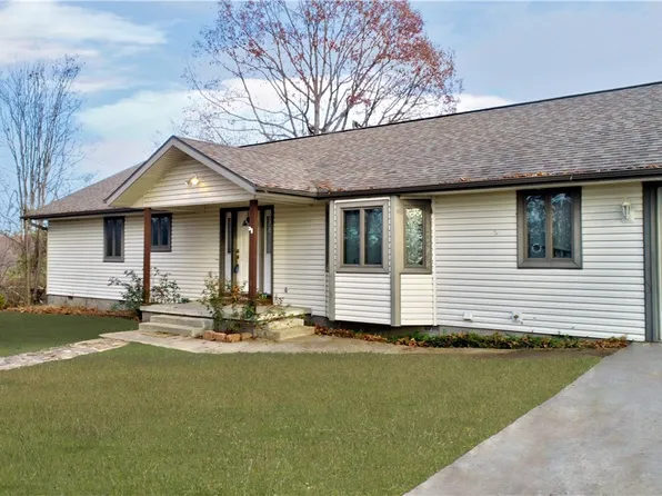 11646 Ventris Rd, Garfield, AR 72732
