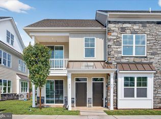 411 Isabelle Ct UNIT 101, Harleysville, PA 19438