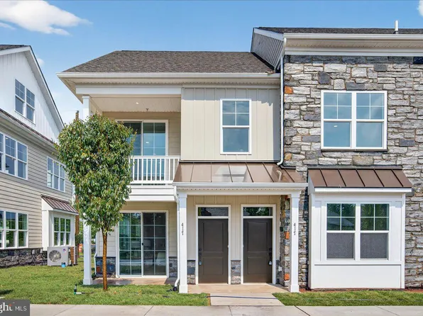 409 Isabelle Ct Unit 201, Harleysville, PA 19438