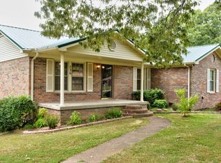 736 Arrowhead Dr, New Johnsonville, TN 37134