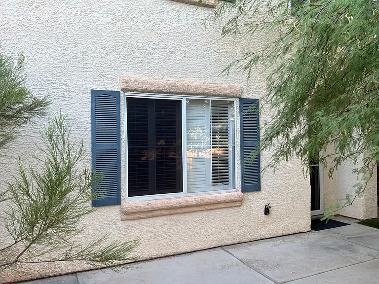 10021 Calabasas Ave — Photo 5